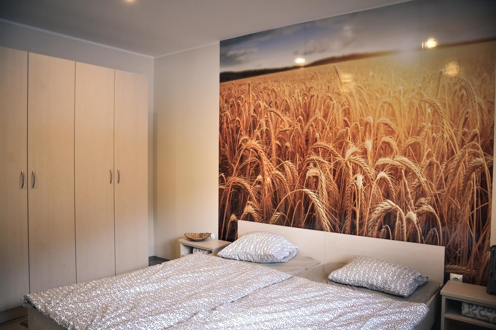 Rosa Bed And Breakfast Podgorje  Room photo