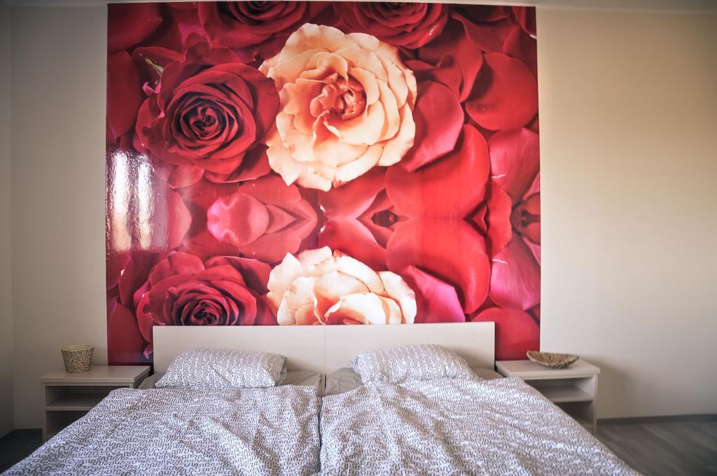 Rosa Bed And Breakfast Podgorje  Room photo