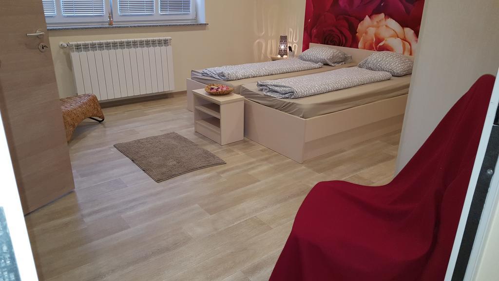 Rosa Bed And Breakfast Podgorje  Exterior photo